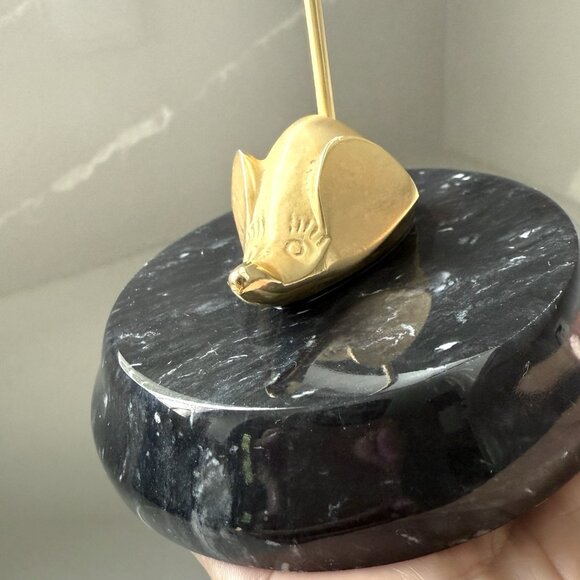 Vintage Small Brass Mouse On Marble Base Figurine Ring Holder  Receipt Holder - Picture 5 of 5